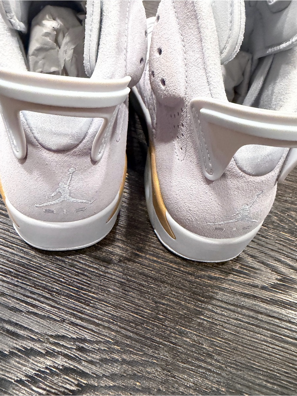 Women's Jordan 6 Retro "Pearl" Pure Platinum/Glacier Blue size 7.5 - Picture 9 of 12